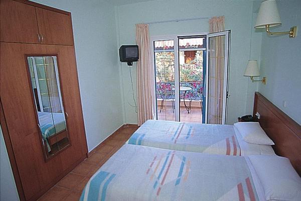 אגיוס גורדיוס Poseidon Apartments מראה חיצוני תמונה