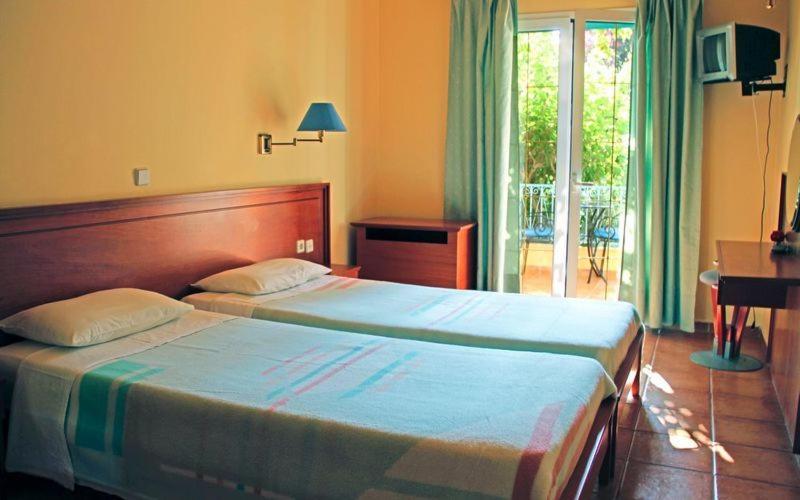 אגיוס גורדיוס Poseidon Apartments מראה חיצוני תמונה