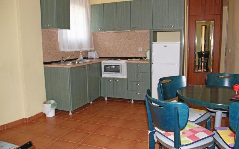 אגיוס גורדיוס Poseidon Apartments מראה חיצוני תמונה