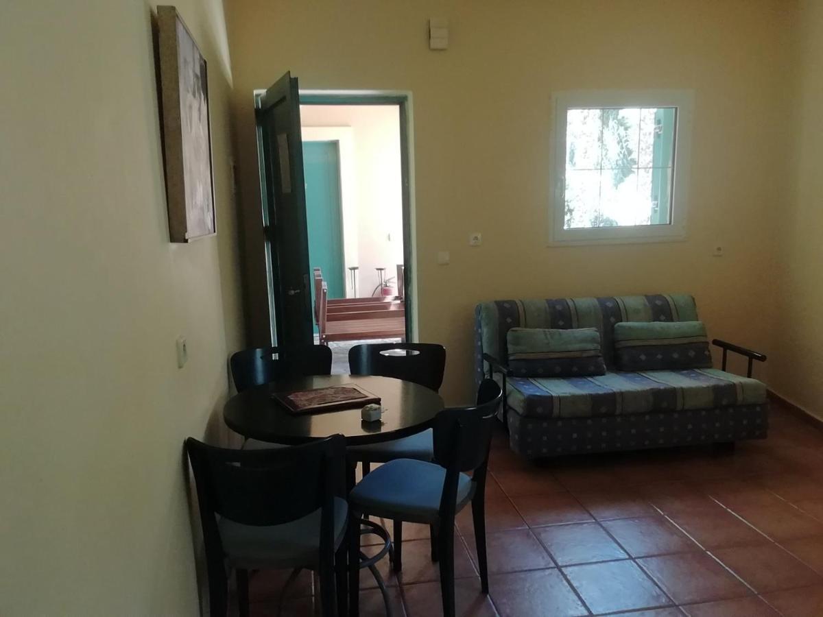 אגיוס גורדיוס Poseidon Apartments מראה חיצוני תמונה