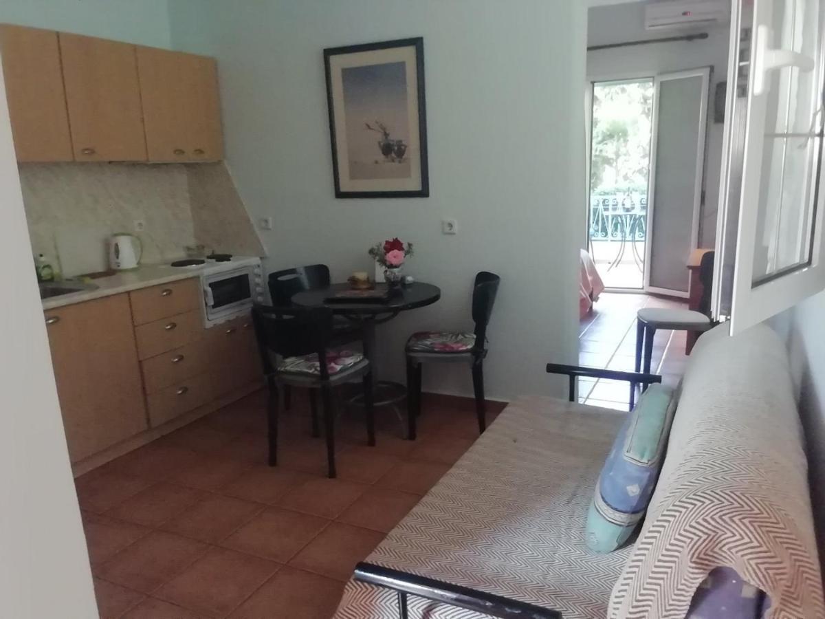 אגיוס גורדיוס Poseidon Apartments מראה חיצוני תמונה